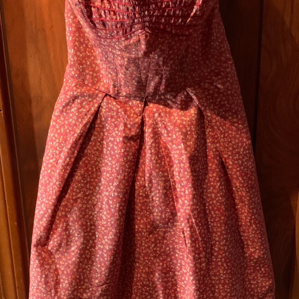 American Eagle Outfitter’s Dressy summer frock. - Picture 6 of 9